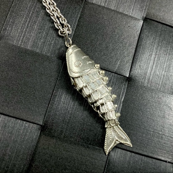 Vintage Articulated Fish Pendant | Jointed Moving Fish | 16" 925 Necklace - Picture 9 of 11